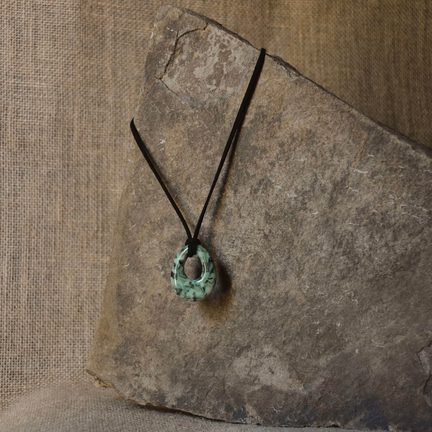 WATER NECKLACE | Moss